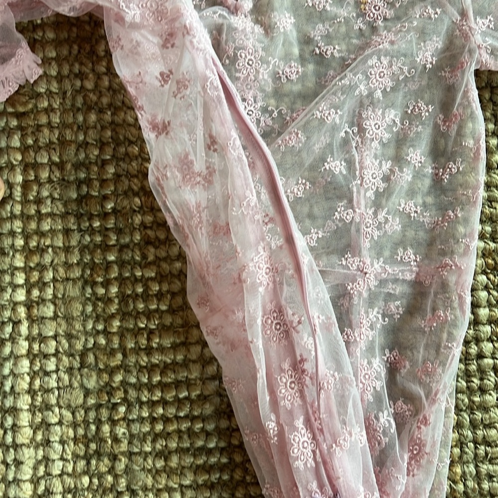 Doen Pink Lace Maxi Dress - Picture 6 of 8